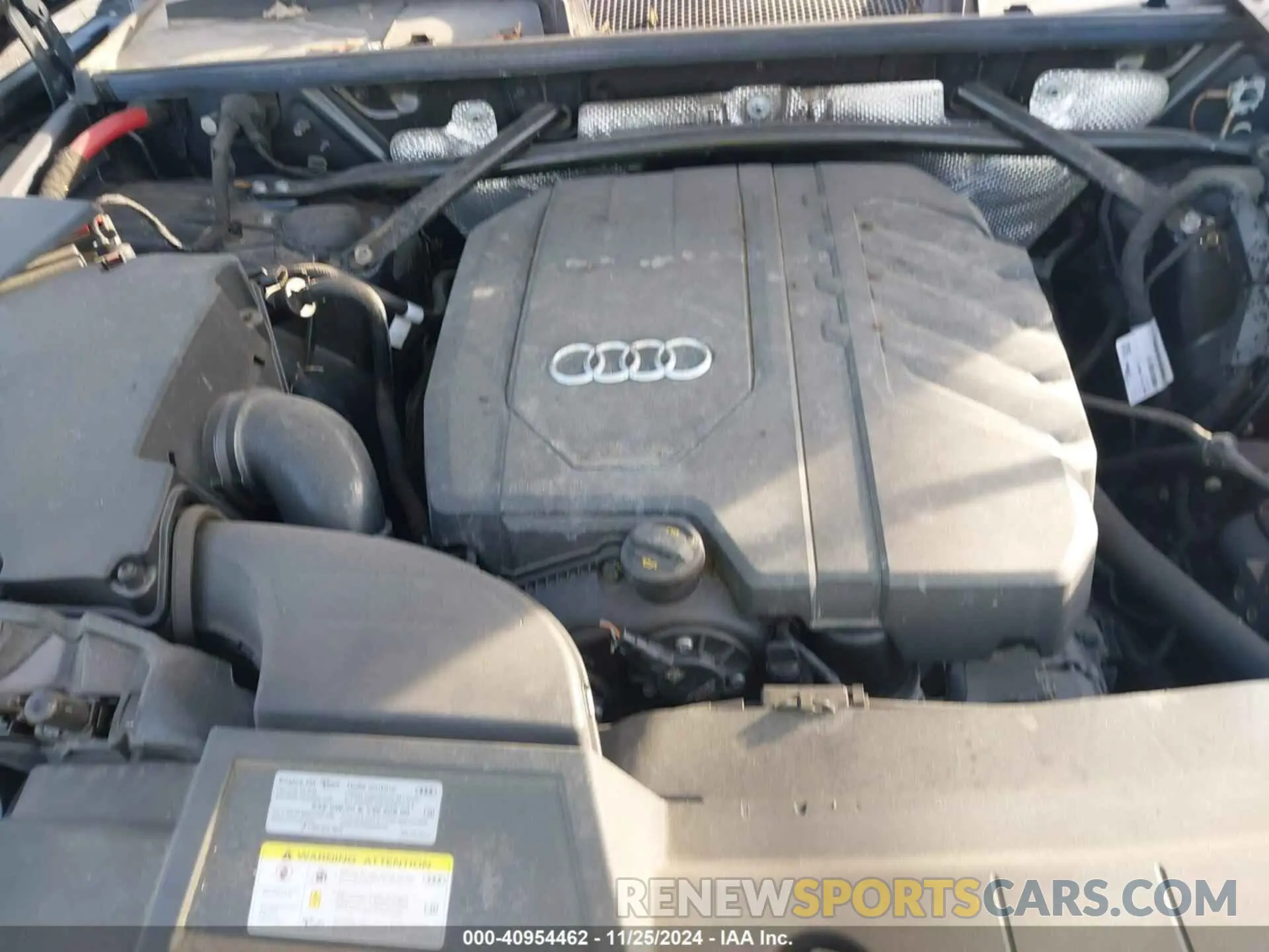 10 fotografías del automóvil dañado WA1BAAFY9M2136916 AUDI Q5 2021