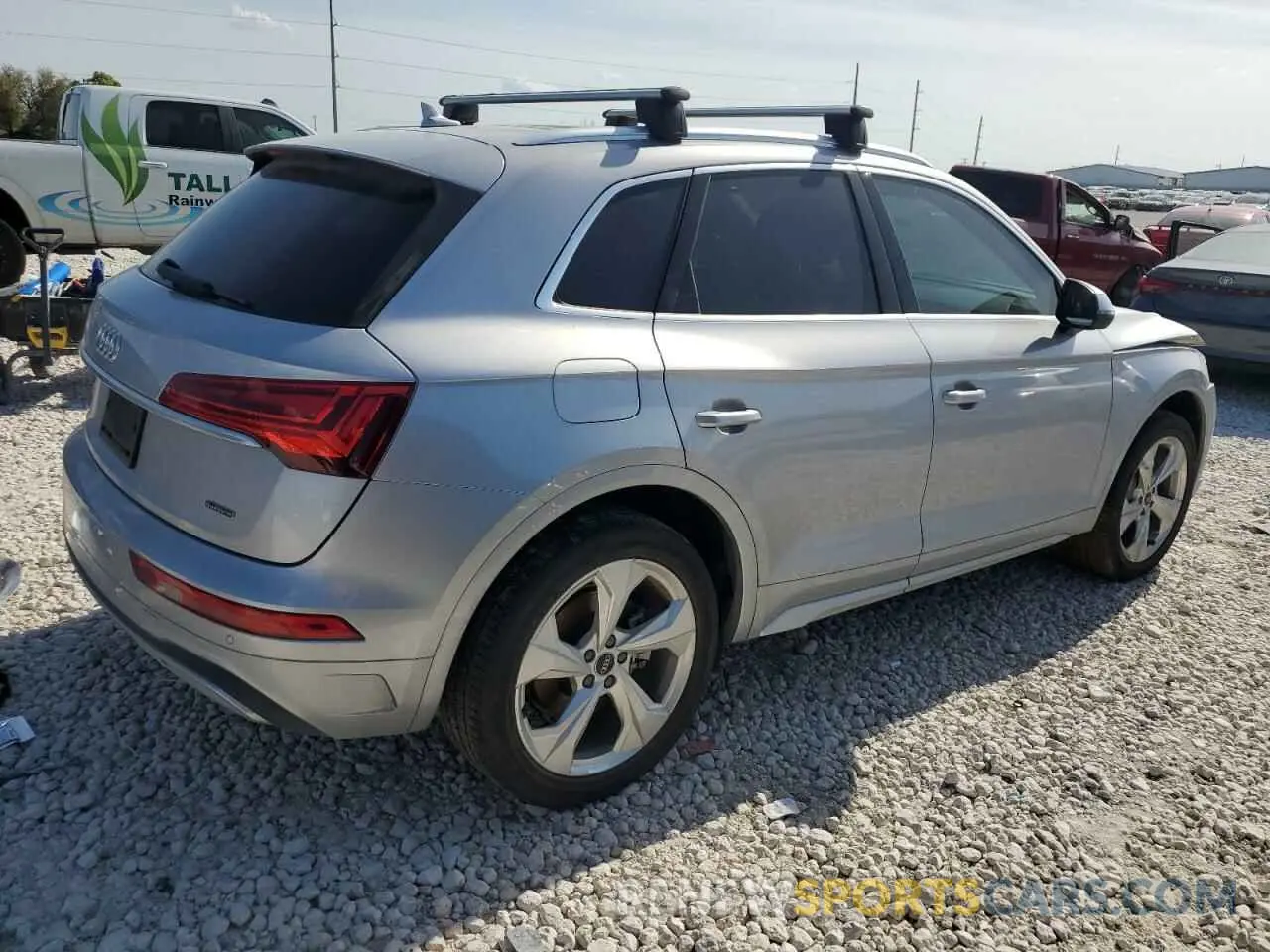3 fotografías del automóvil dañado WA1BAAFYXM2083241 AUDI Q5 2021