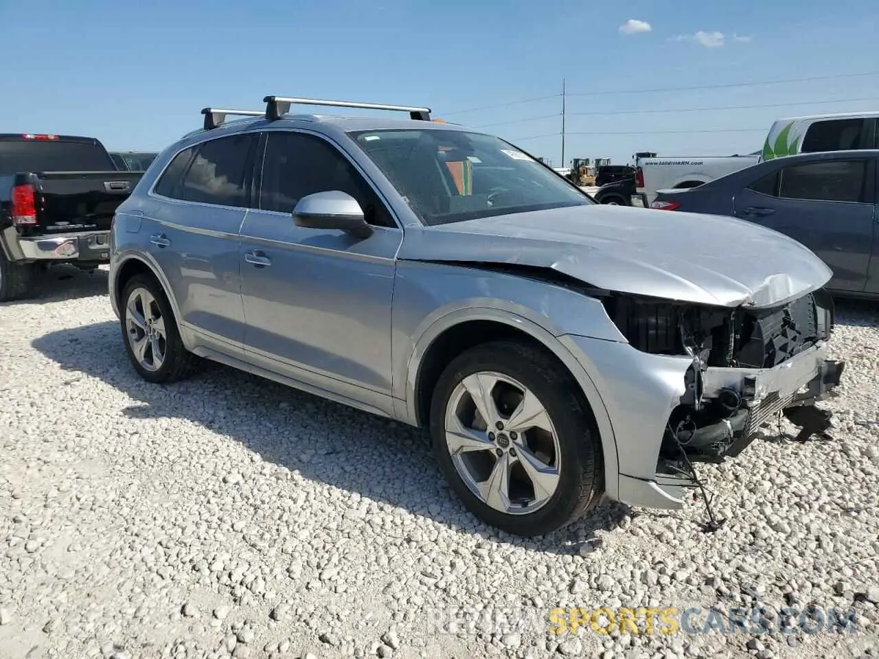 4 fotografías del automóvil dañado WA1BAAFYXM2083241 AUDI Q5 2021