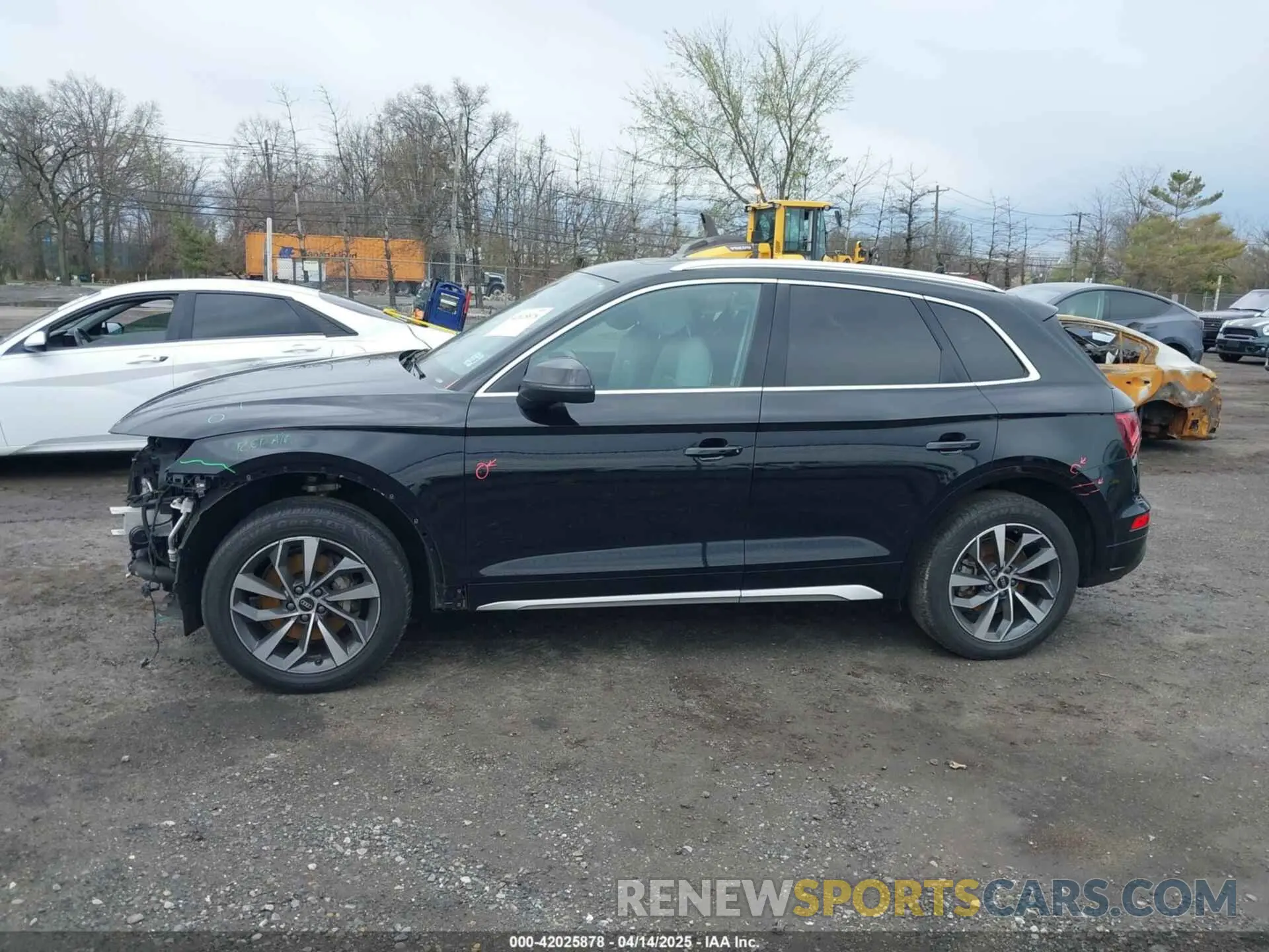 14 fotografías del automóvil dañado WA1BAAFYXM2117064 AUDI Q5 2021