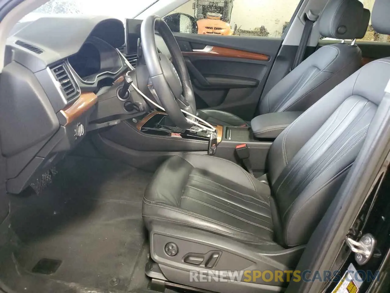 7 fotografías del automóvil dañado WA1BAAFYXM2124869 AUDI Q5 2021