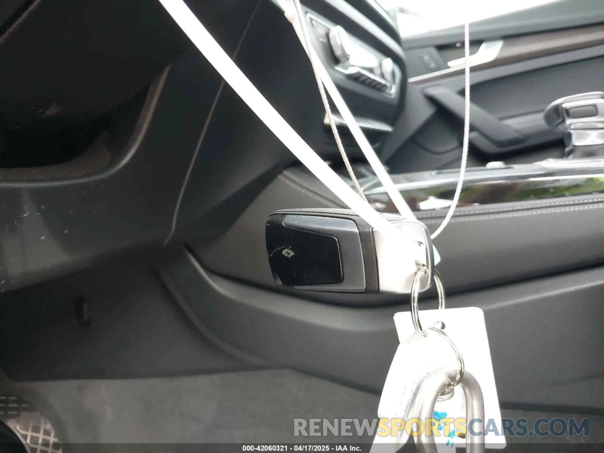 11 fotografías del automóvil dañado WA1BAAFYXM2135919 AUDI Q5 2021