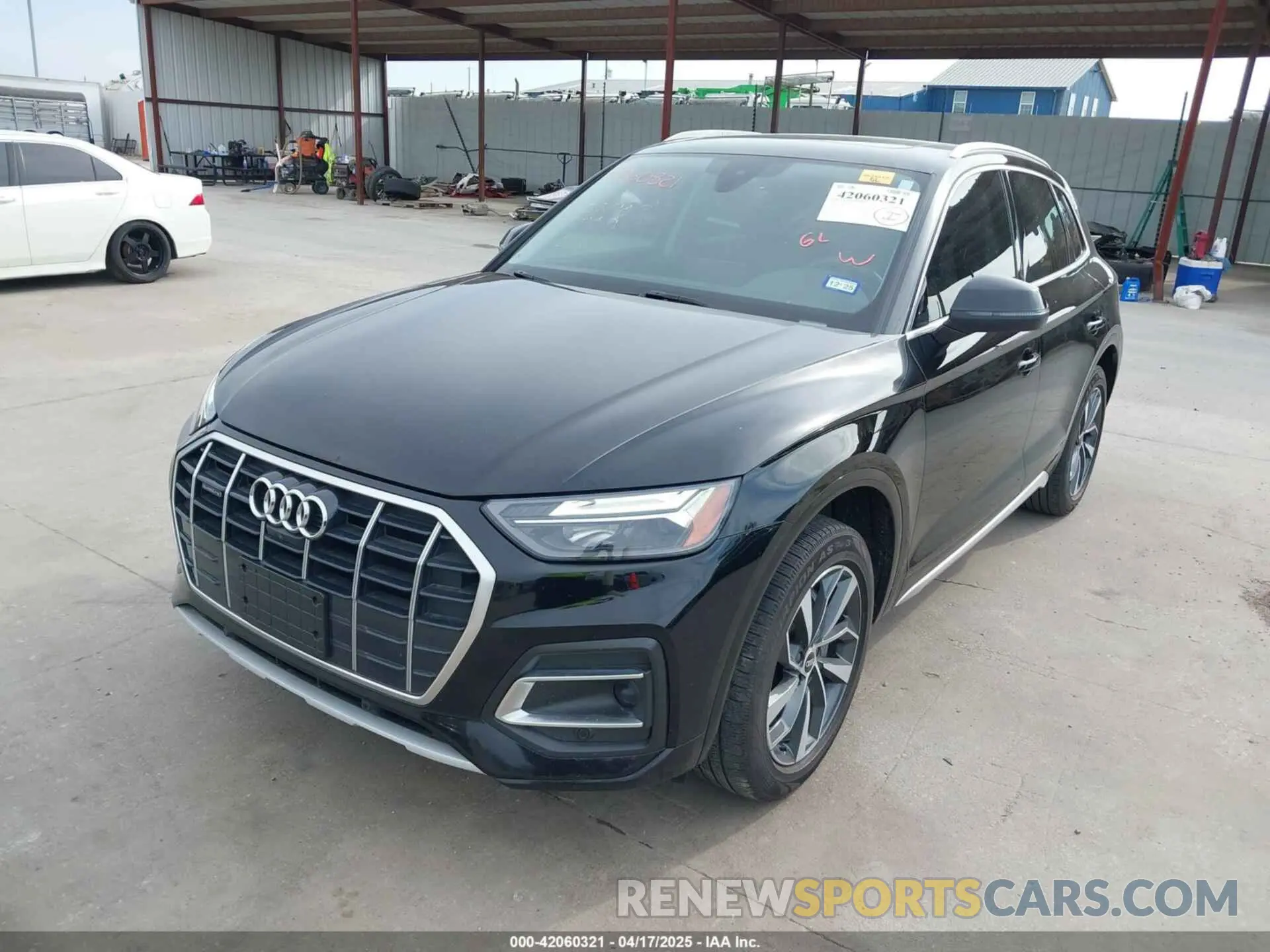 2 fotografías del automóvil dañado WA1BAAFYXM2135919 AUDI Q5 2021
