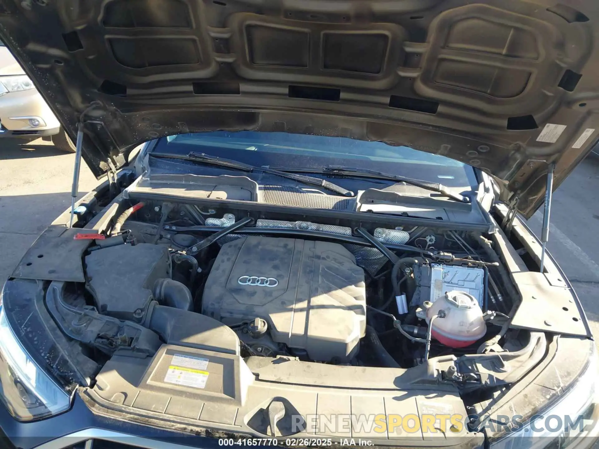 10 fotografías del automóvil dañado WA1BAAFYXM2139419 AUDI Q5 2021