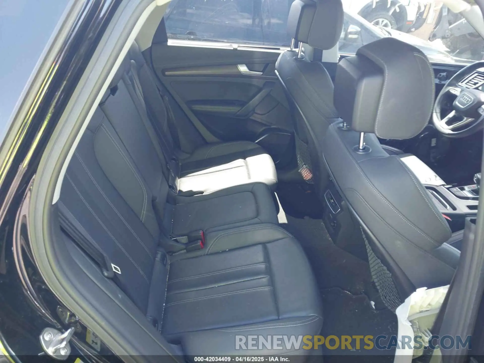 8 fotografías del automóvil dañado WA1BABFYXM2045191 AUDI Q5 2021