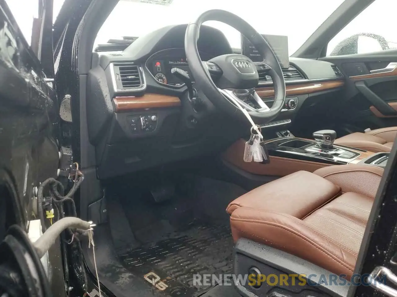 8 fotografías del automóvil dañado WA1CAAFY5M2082115 AUDI Q5 2021