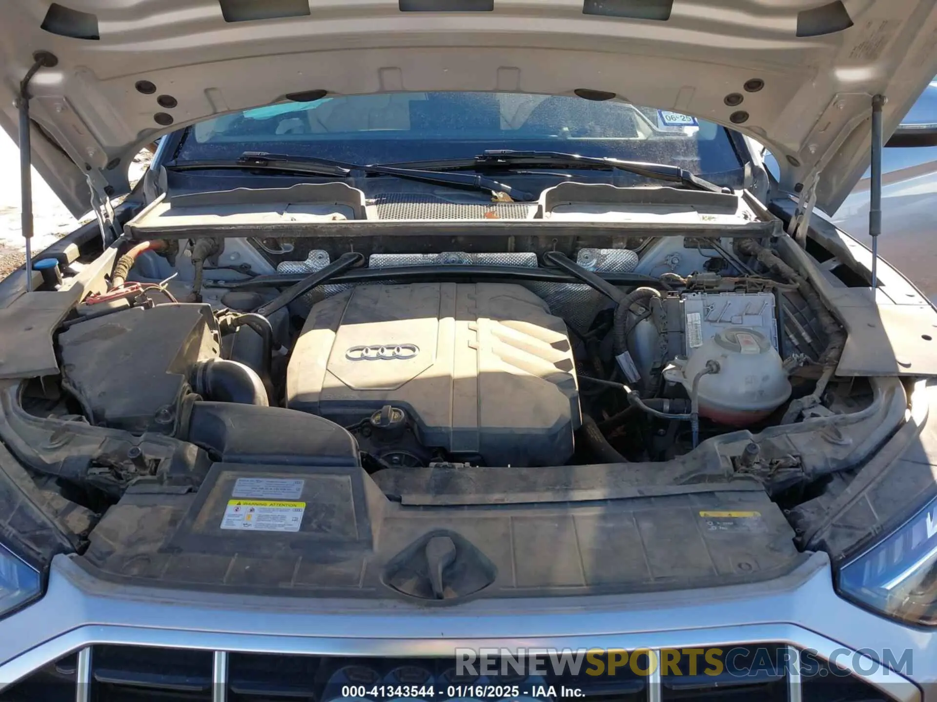 10 fotografías del automóvil dañado WA1CAAFY6M2048054 AUDI Q5 2021