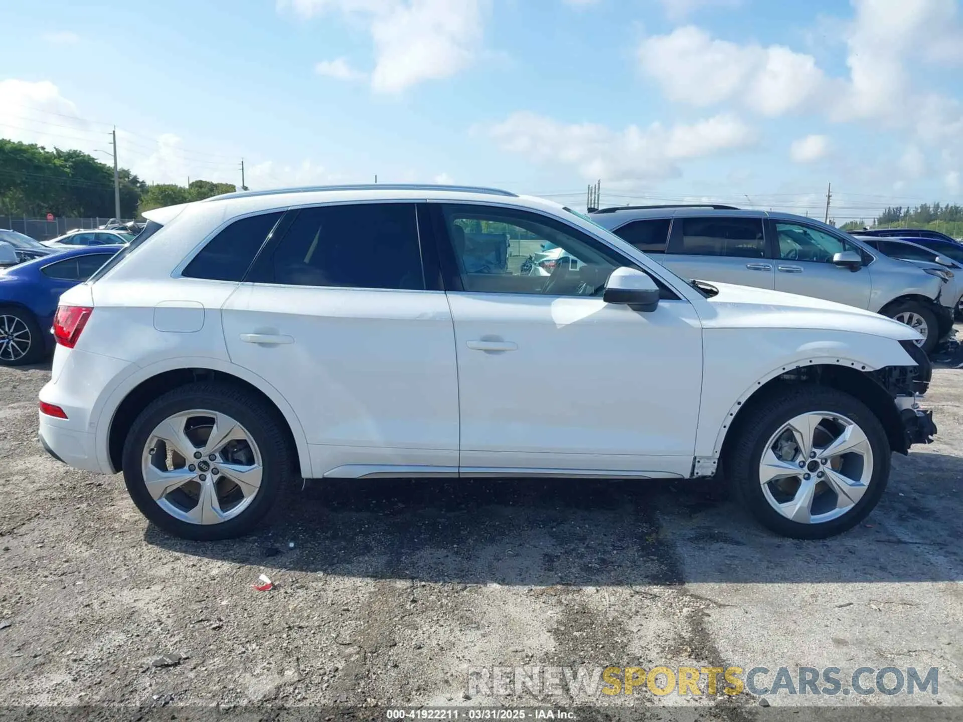 14 fotografías del automóvil dañado WA1CAAFY7M2034552 AUDI Q5 2021