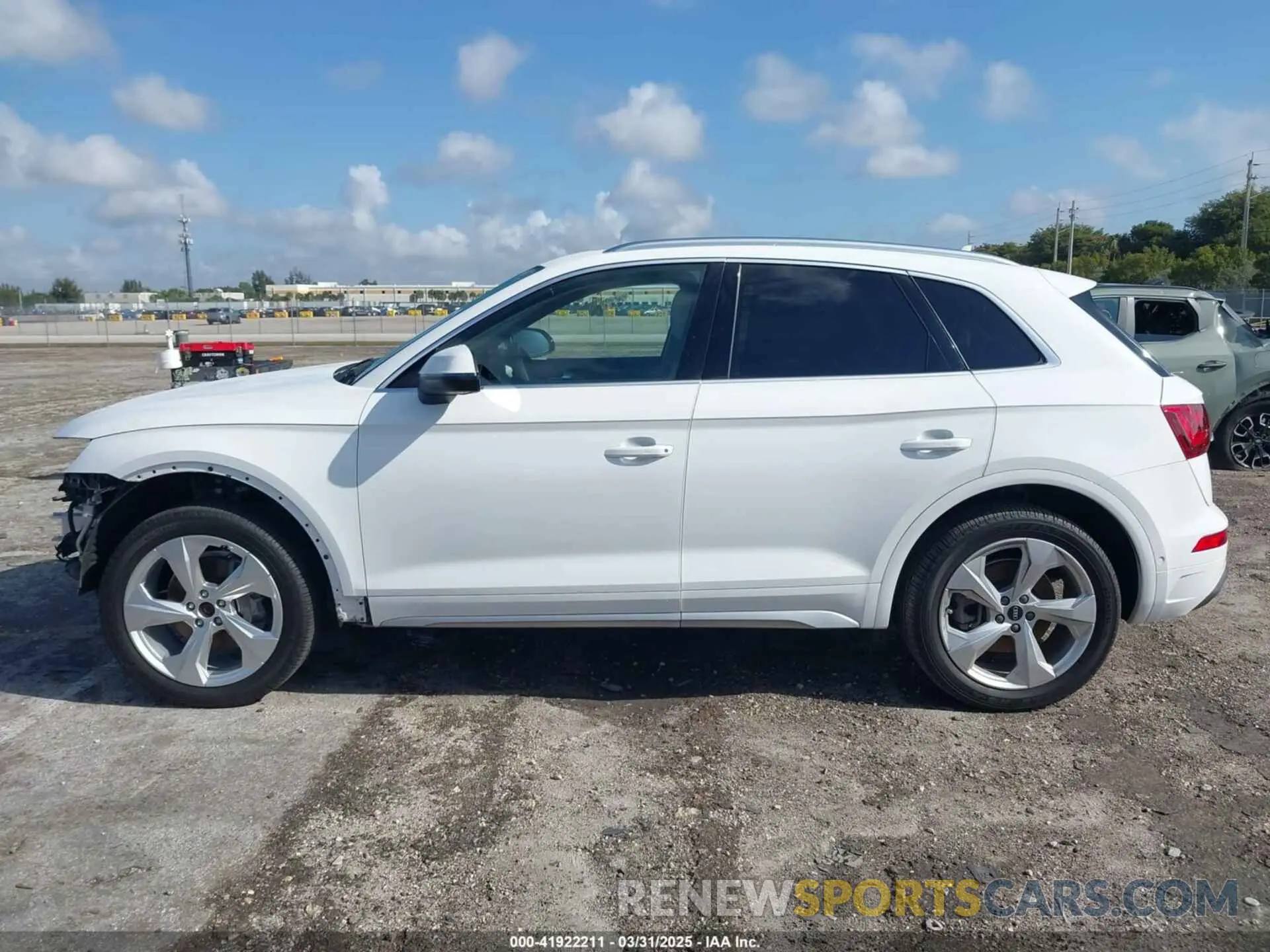 15 fotografías del automóvil dañado WA1CAAFY7M2034552 AUDI Q5 2021