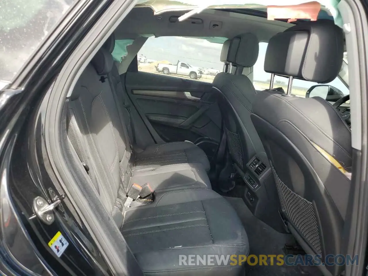 11 fotografías del automóvil dañado WA1CAAFY7M2054980 AUDI Q5 2021