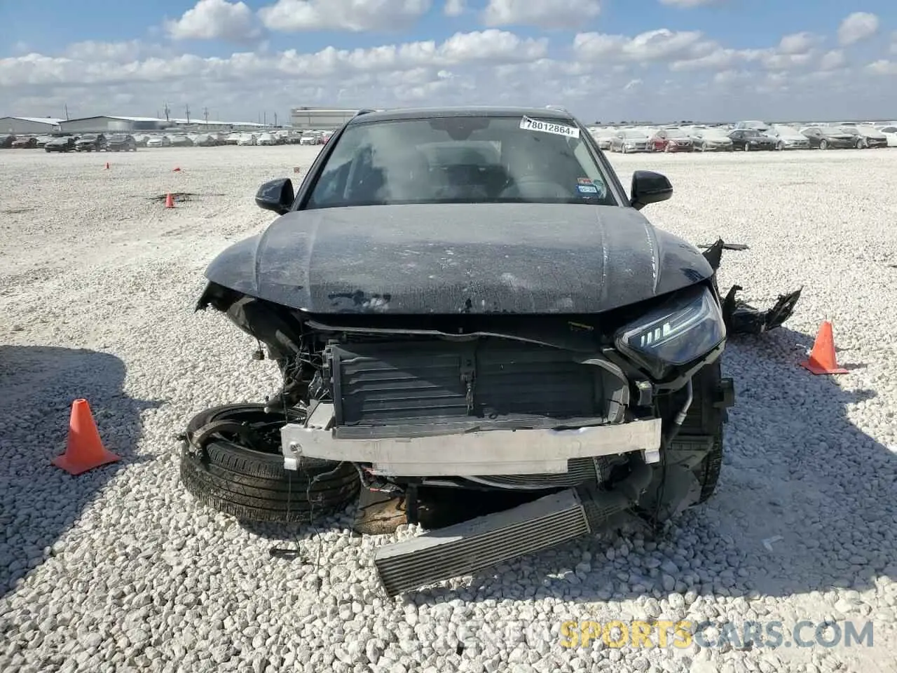 5 fotografías del automóvil dañado WA1CAAFY7M2054980 AUDI Q5 2021