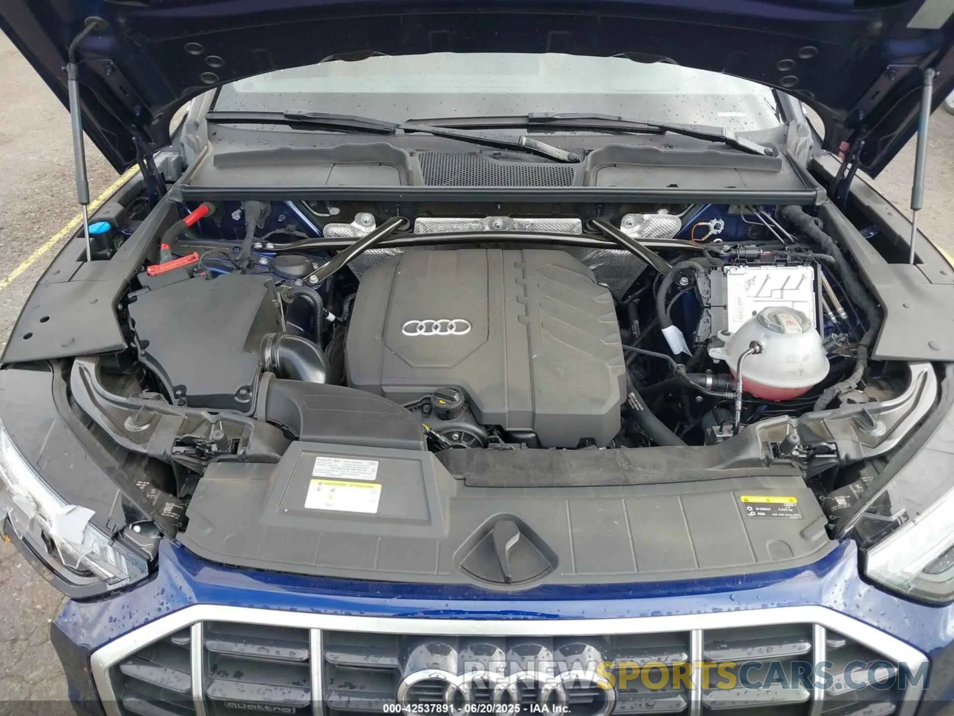 10 fotografías del automóvil dañado WA1CABFY6M2054233 AUDI Q5 2021