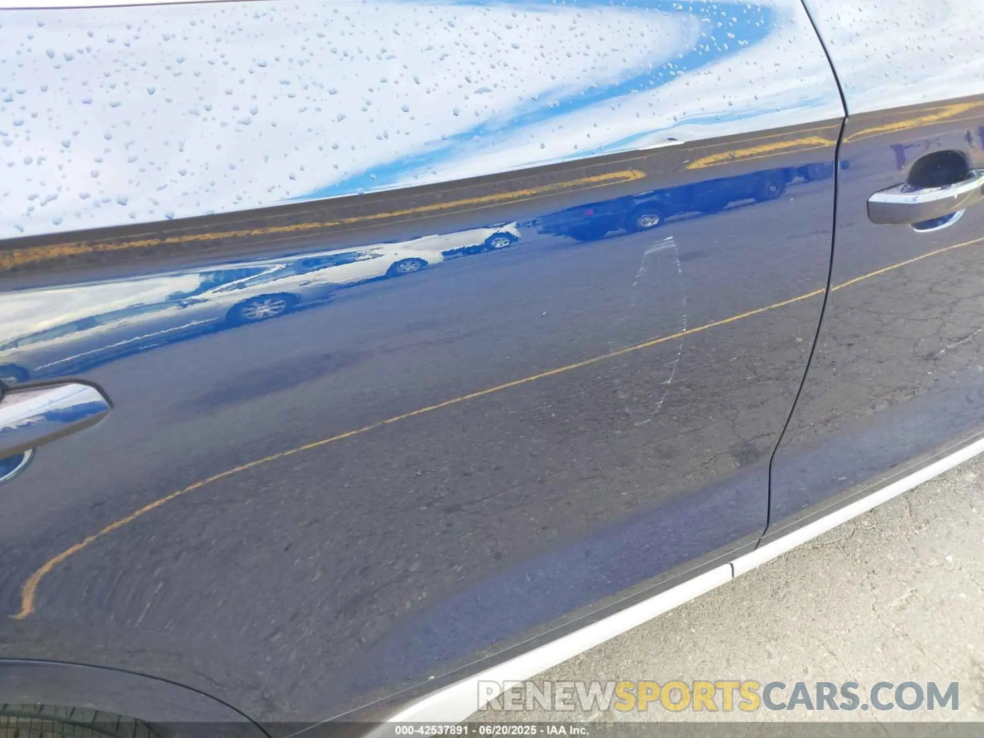 19 fotografías del automóvil dañado WA1CABFY6M2054233 AUDI Q5 2021