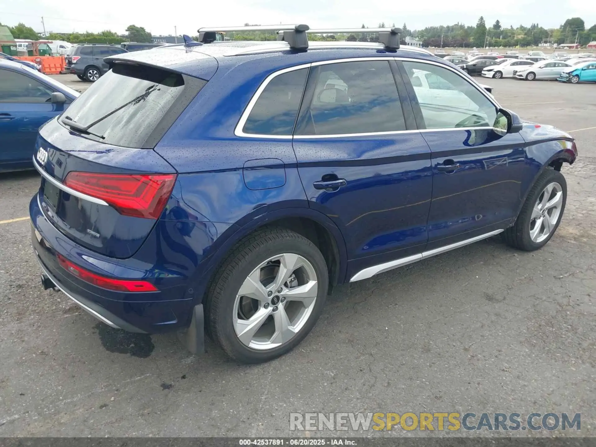 4 fotografías del automóvil dañado WA1CABFY6M2054233 AUDI Q5 2021