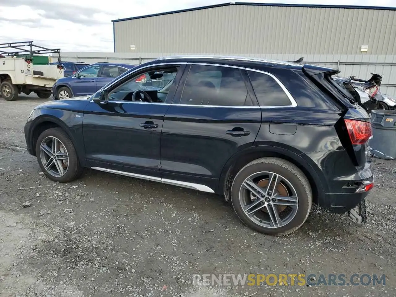 2 fotografías del automóvil dañado WA1E2AFY0M2029330 AUDI Q5 2021