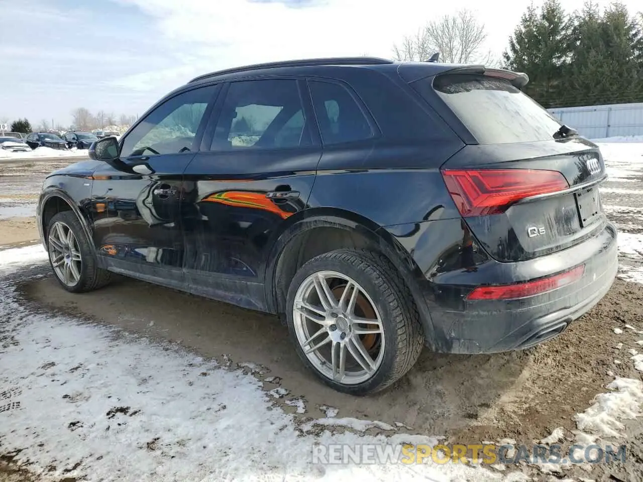 2 fotografías del automóvil dañado WA1EAAFY3M2058372 AUDI Q5 2021