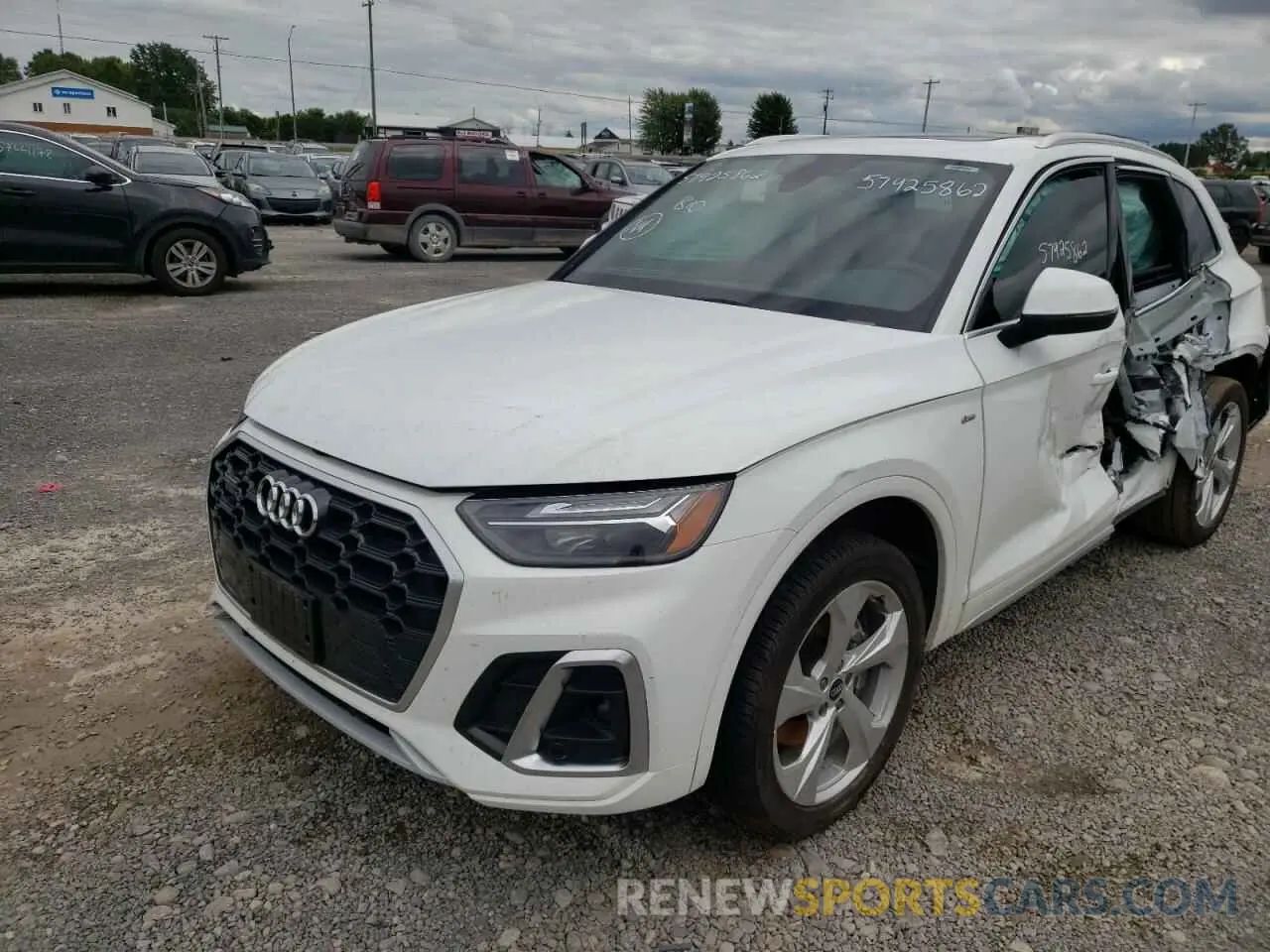 2 fotografías del automóvil dañado WA1EAAFYXM2112122 AUDI Q5 2021