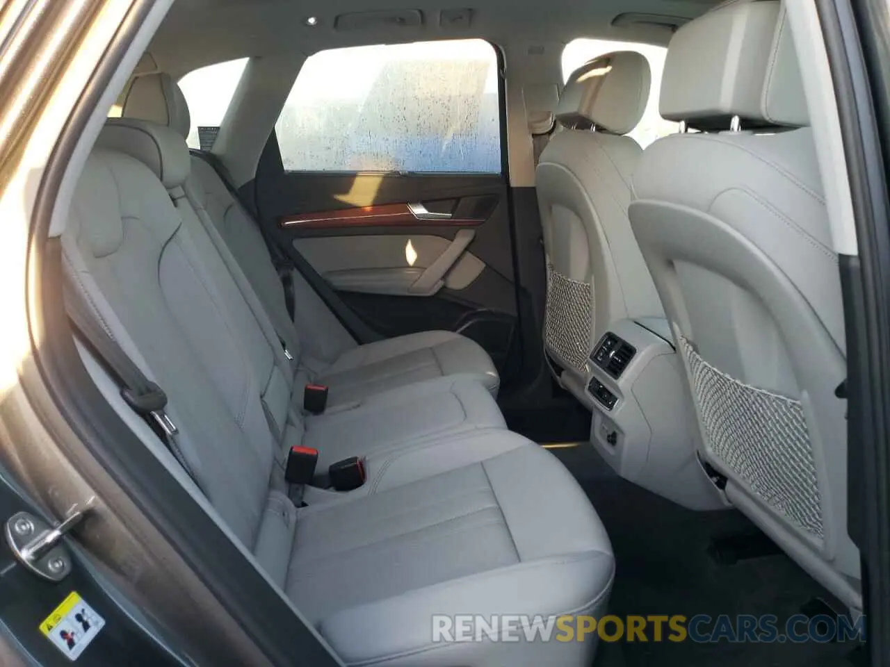 6 fotografías del automóvil dañado WA1F2AFY4M2020053 AUDI Q5 2021