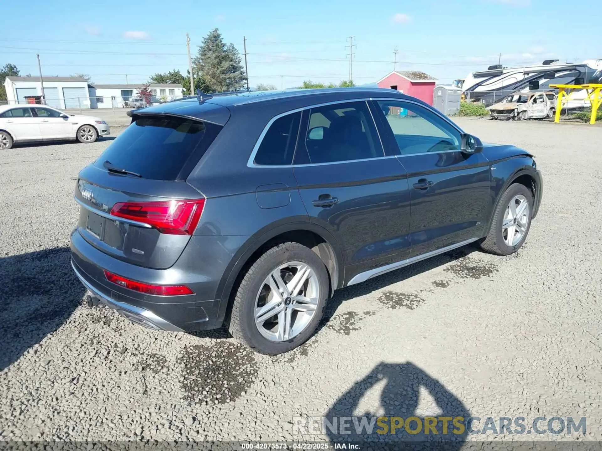 4 fotografías del automóvil dañado WA1G2AFY4M2044986 AUDI Q5 2021