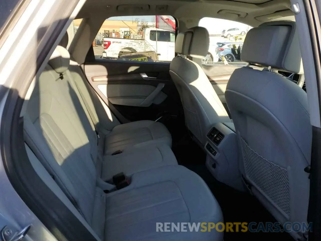 11 fotografías del automóvil dañado WA1G2AFY9M2048564 AUDI Q5 2021