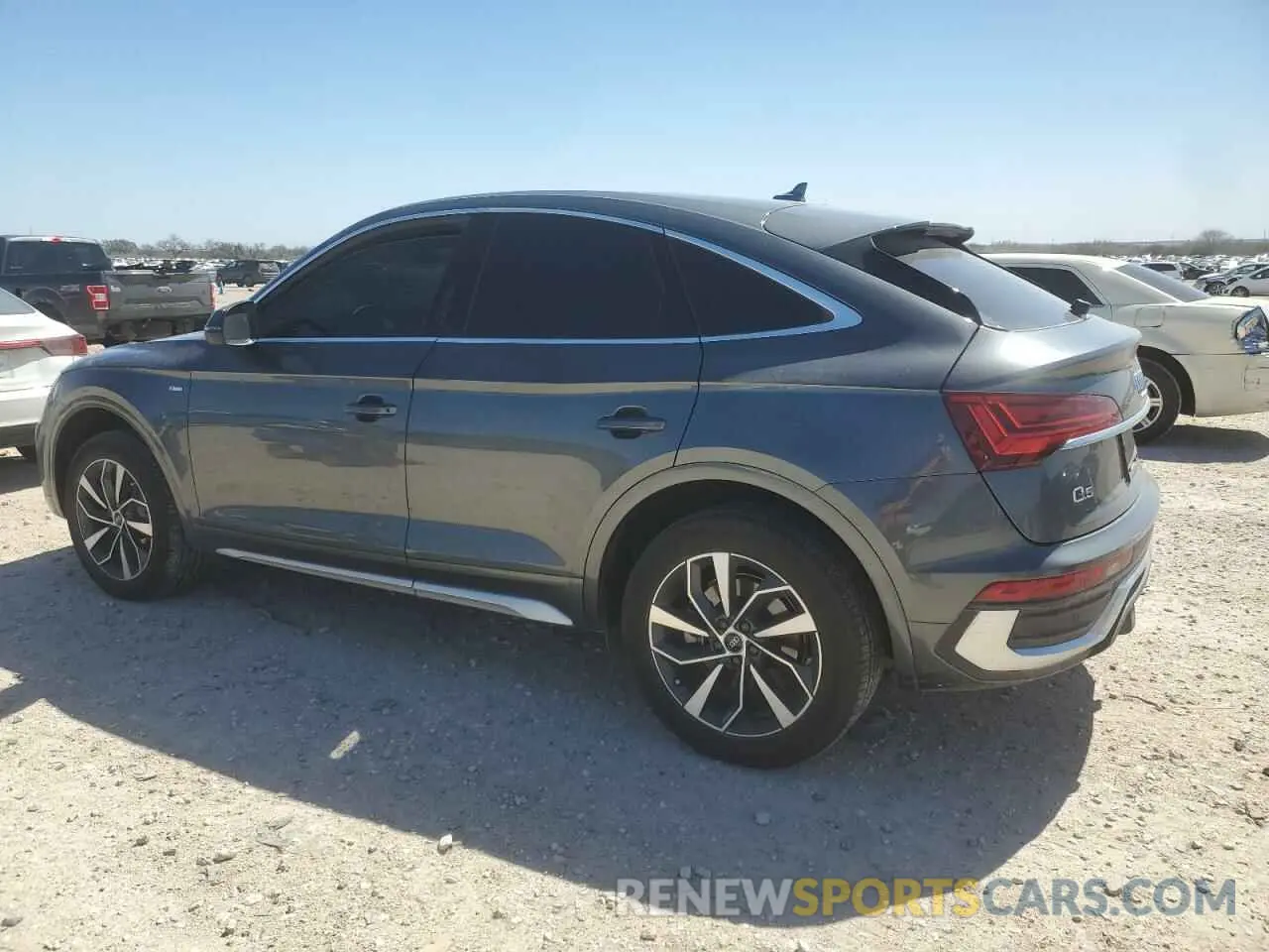 2 fotografías del automóvil dañado WA14AAFY8N2032184 AUDI Q5 2022