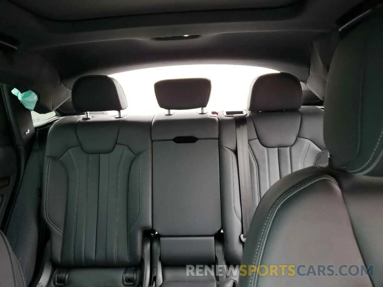 10 fotografías del automóvil dañado WA15AAFY0N2006960 AUDI Q5 2022