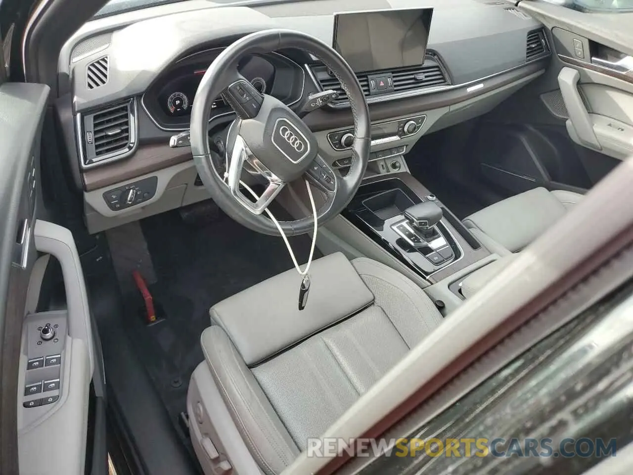 8 fotografías del automóvil dañado WA15AAFY1N2111295 AUDI Q5 2022