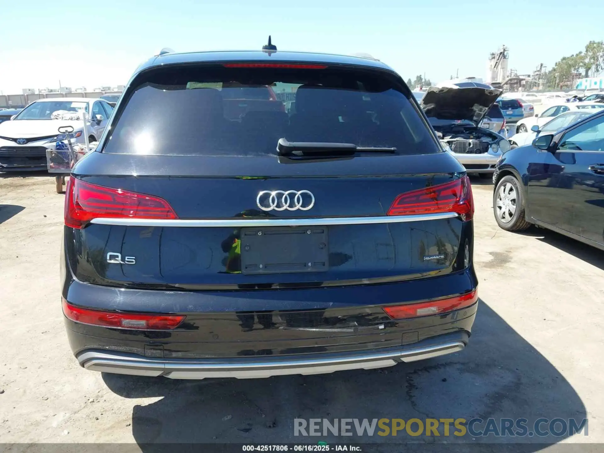 17 fotografías del automóvil dañado WA1ABAFY7N2112849 AUDI Q5 2022
