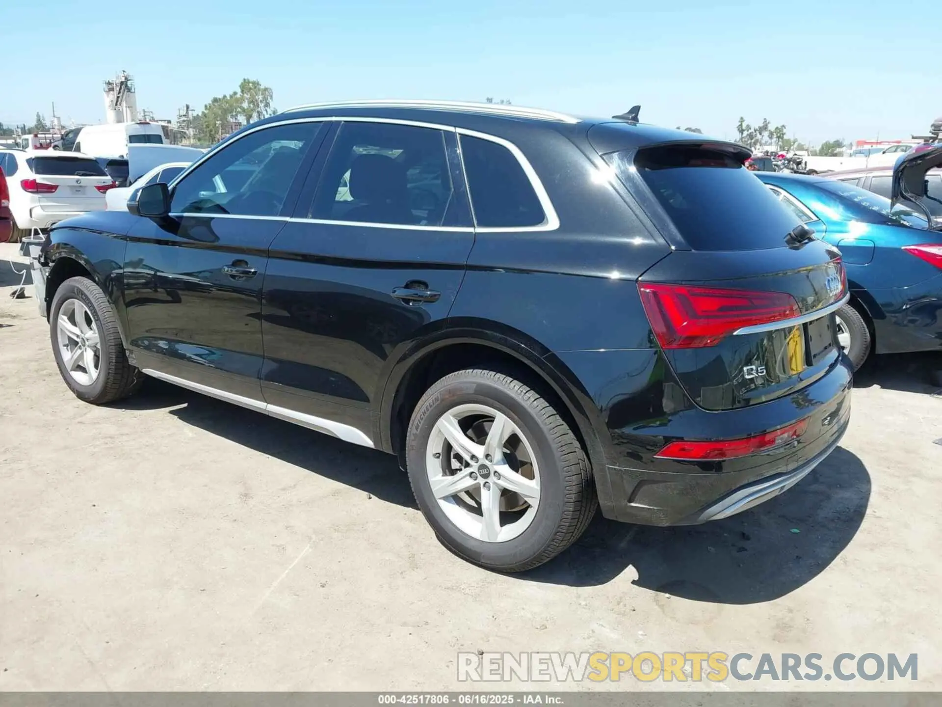 3 fotografías del automóvil dañado WA1ABAFY7N2112849 AUDI Q5 2022
