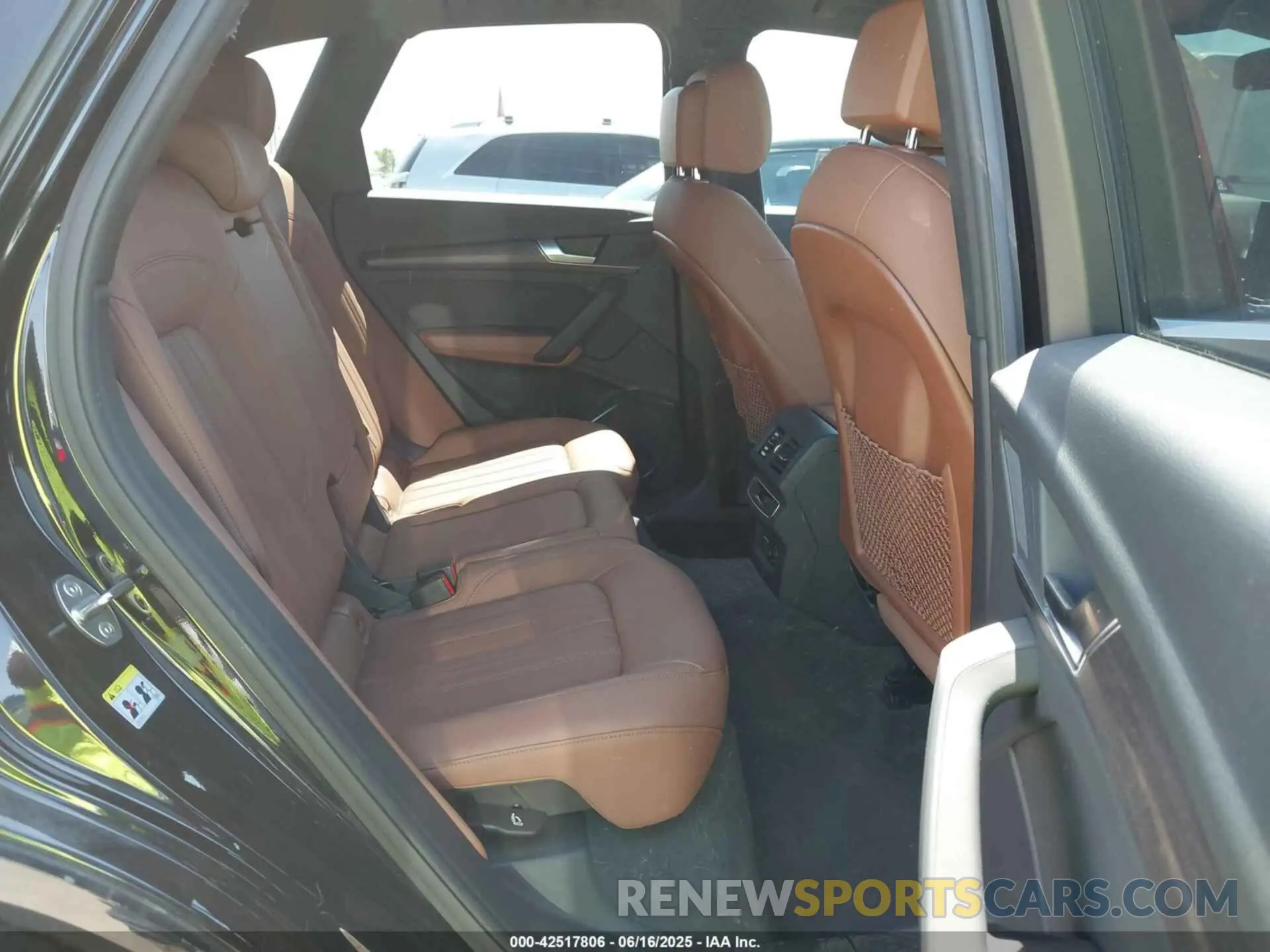 8 fotografías del automóvil dañado WA1ABAFY7N2112849 AUDI Q5 2022