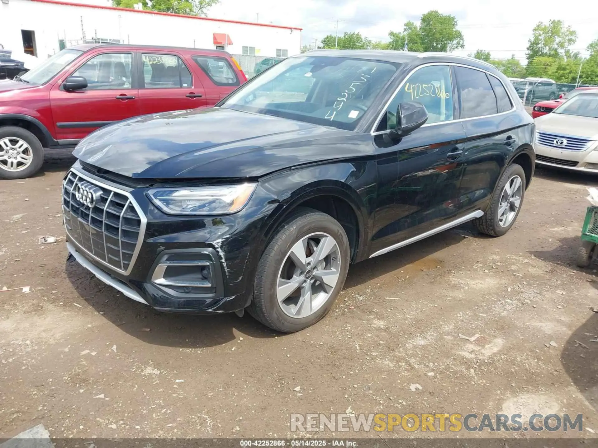 2 fotografías del automóvil dañado WA1BBAFY5N2135244 AUDI Q5 2022