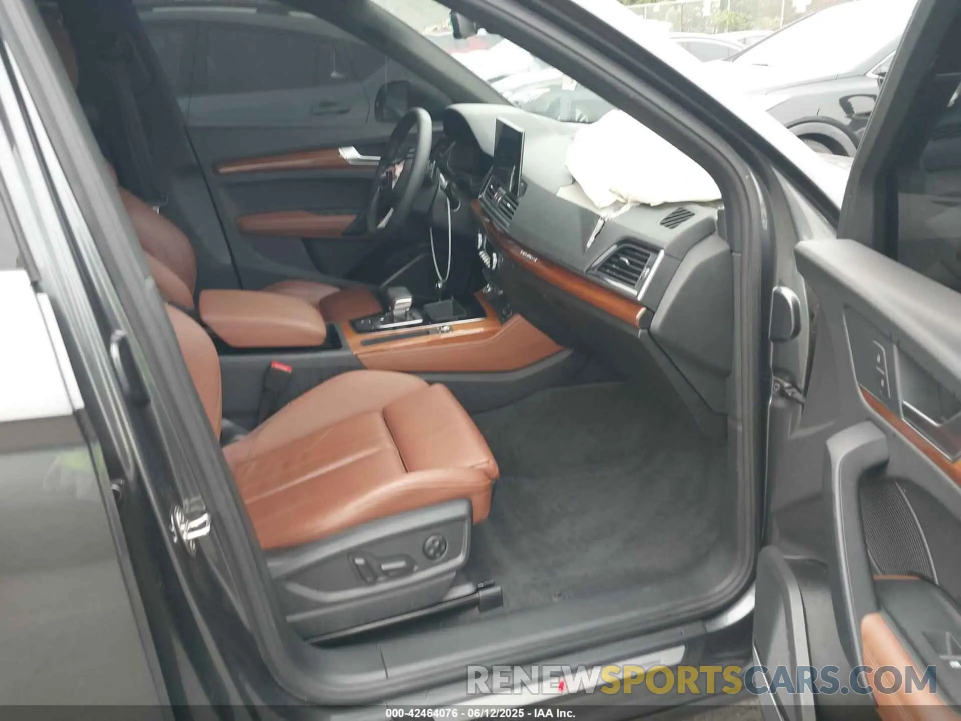 5 fotografías del automóvil dañado WA1E2AFY4N2097860 AUDI Q5 2022