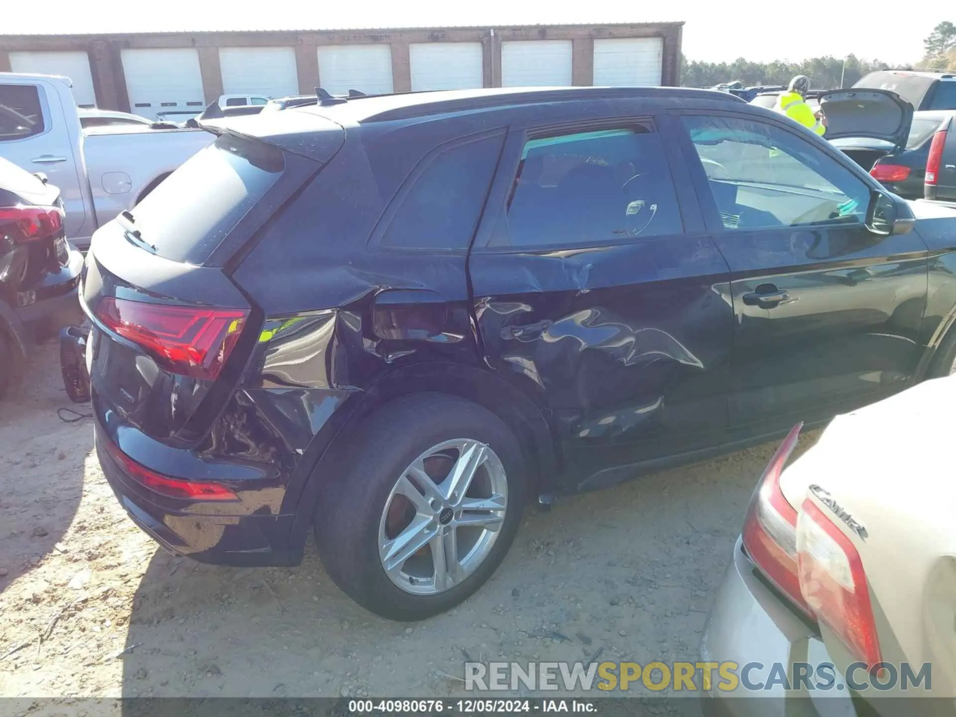 4 fotografías del automóvil dañado WA1E2AFY5N2074586 AUDI Q5 2022