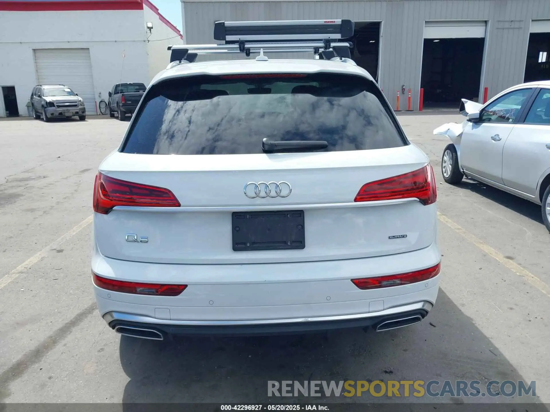 17 fotografías del automóvil dañado WA1EAAFY0N2021054 AUDI Q5 2022