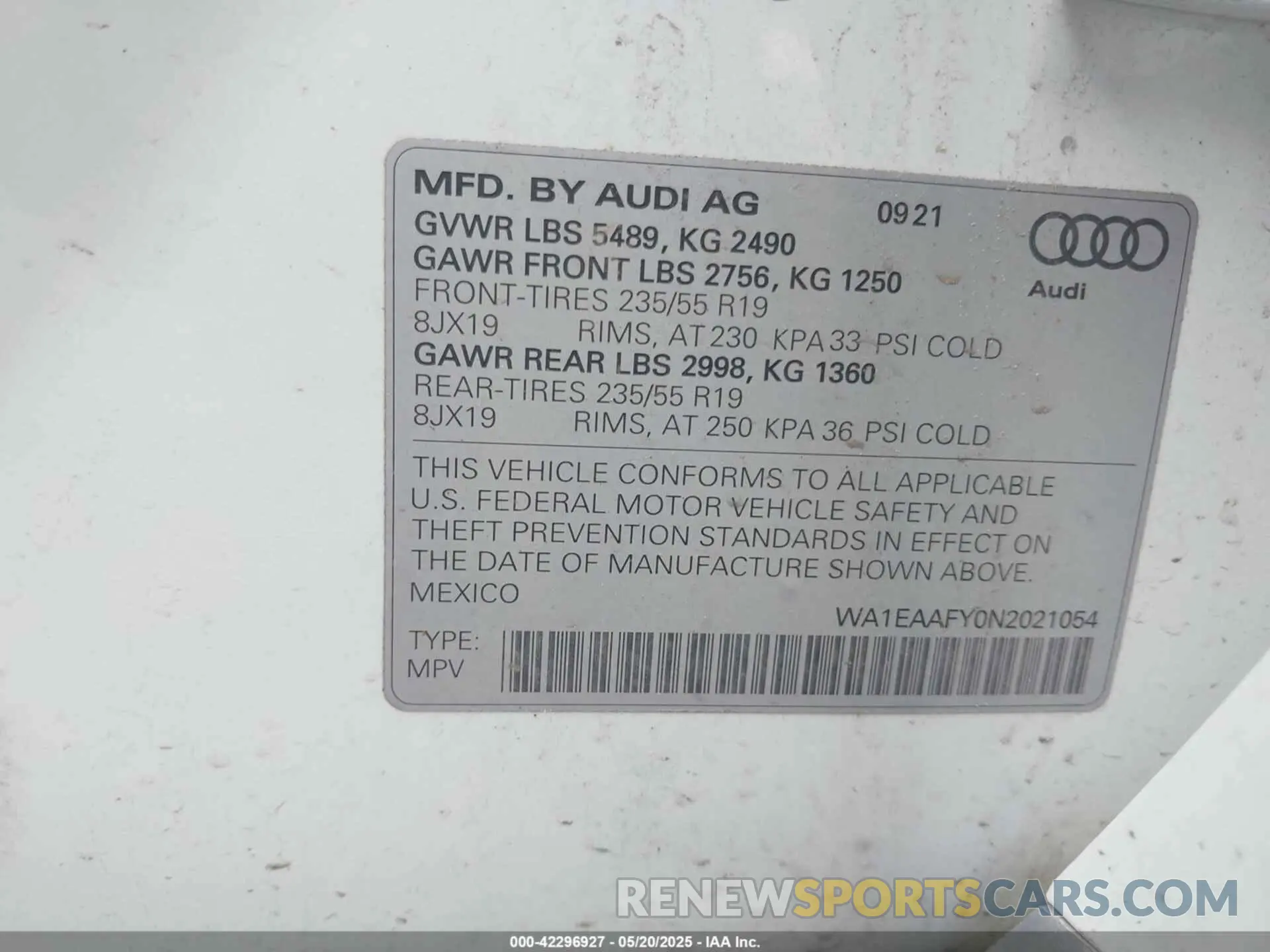 9 fotografías del automóvil dañado WA1EAAFY0N2021054 AUDI Q5 2022