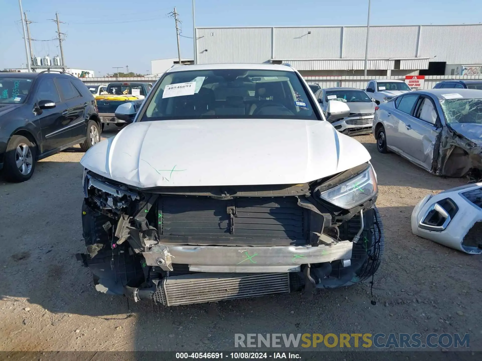 13 fotografías del automóvil dañado WA1EAAFY0N2086809 AUDI Q5 2022