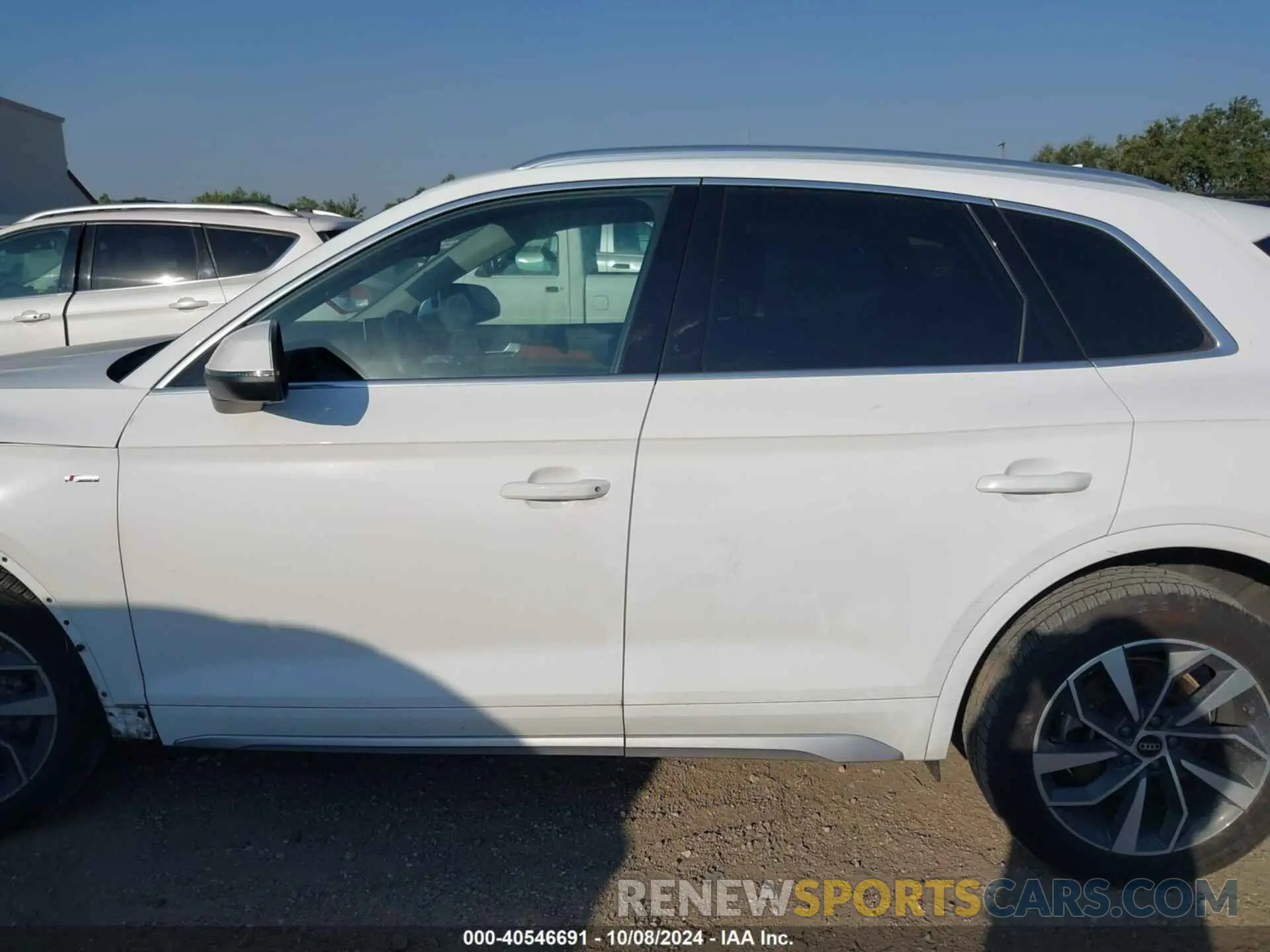 15 fotografías del automóvil dañado WA1EAAFY0N2086809 AUDI Q5 2022
