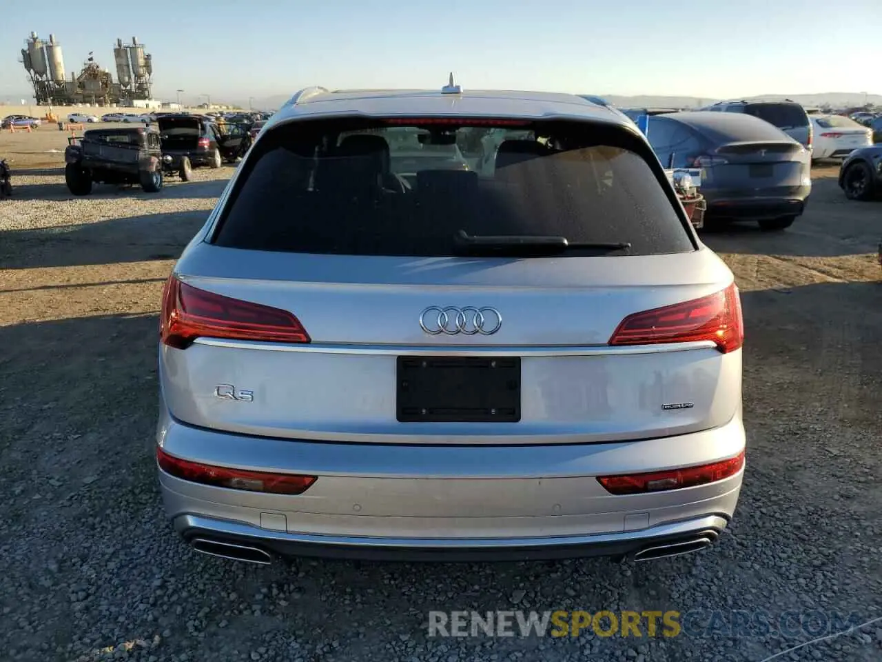 6 fotografías del automóvil dañado WA1EAAFY0N2130050 AUDI Q5 2022