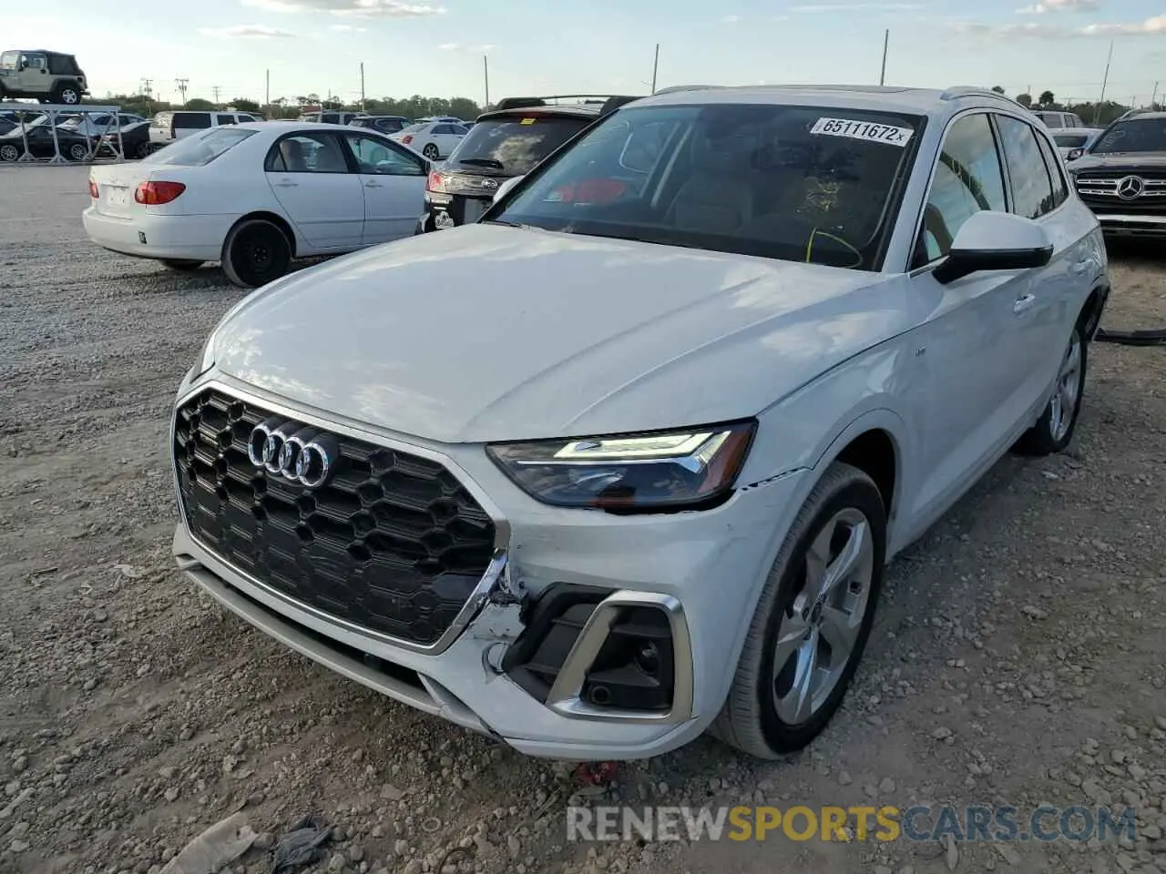 2 fotografías del automóvil dañado WA1EAAFY0N2140089 AUDI Q5 2022