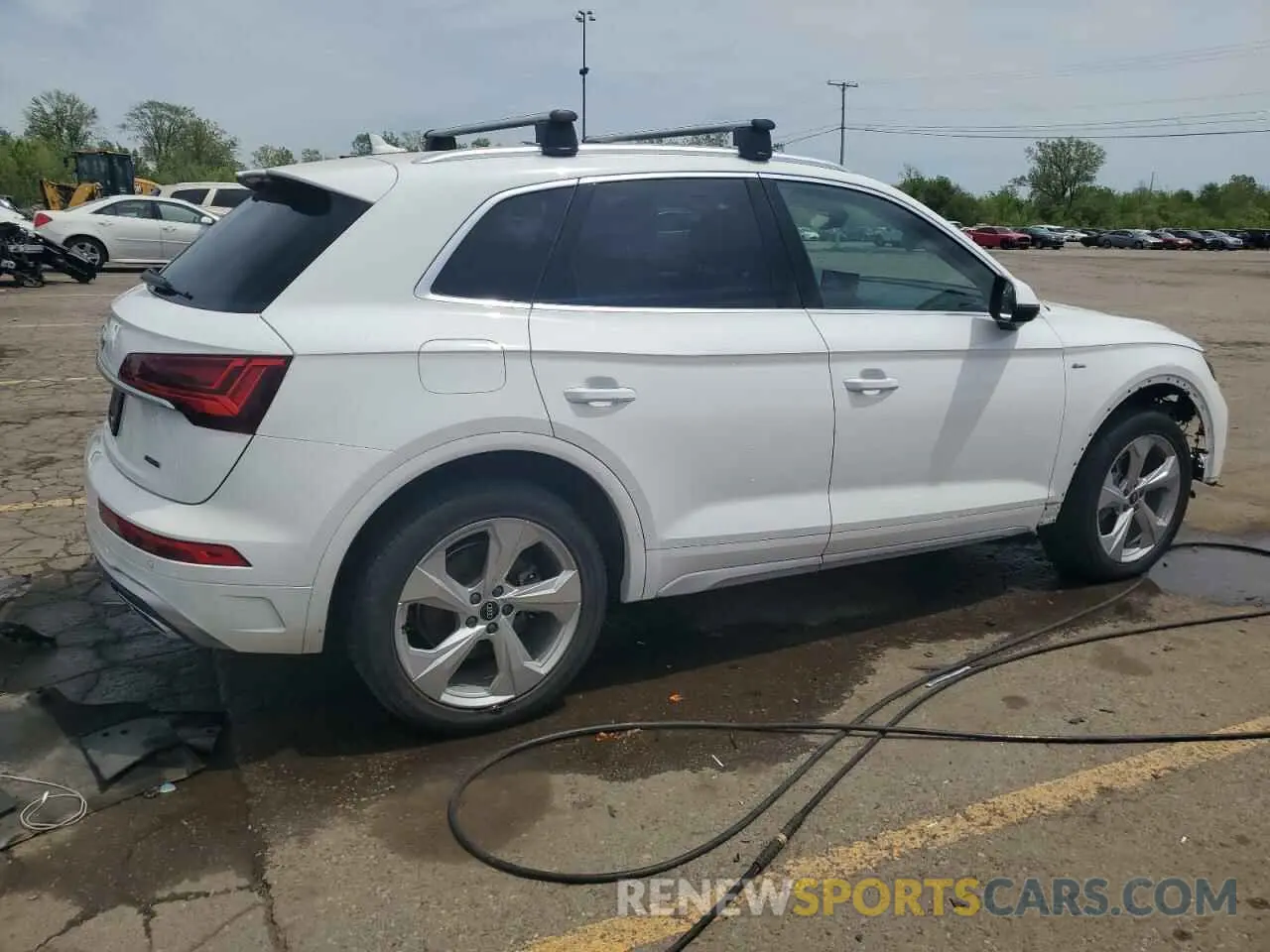 3 fotografías del automóvil dañado WA1EAAFY1N2048022 AUDI Q5 2022