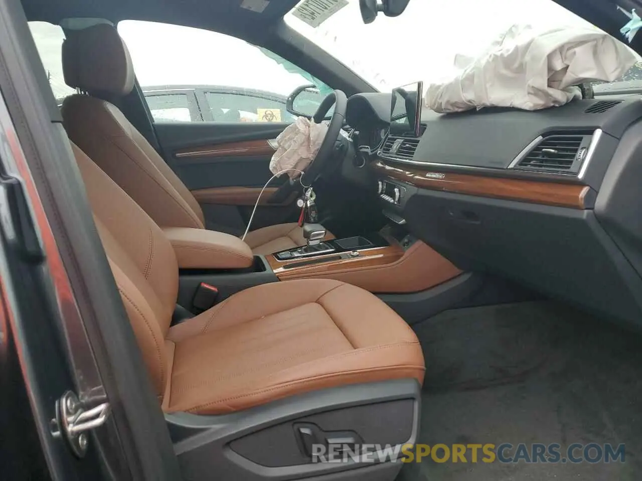 5 fotografías del automóvil dañado WA1EAAFY1N2126413 AUDI Q5 2022
