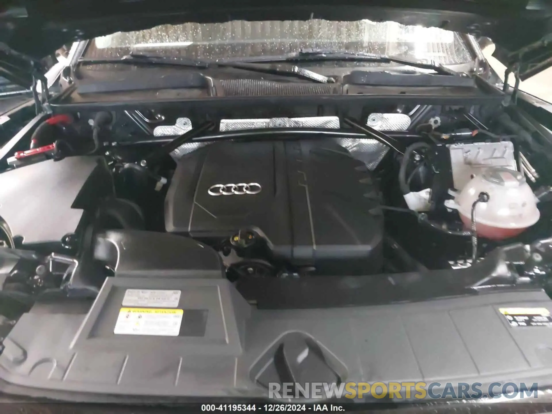 10 fotografías del automóvil dañado WA1EAAFY2N2122127 AUDI Q5 2022