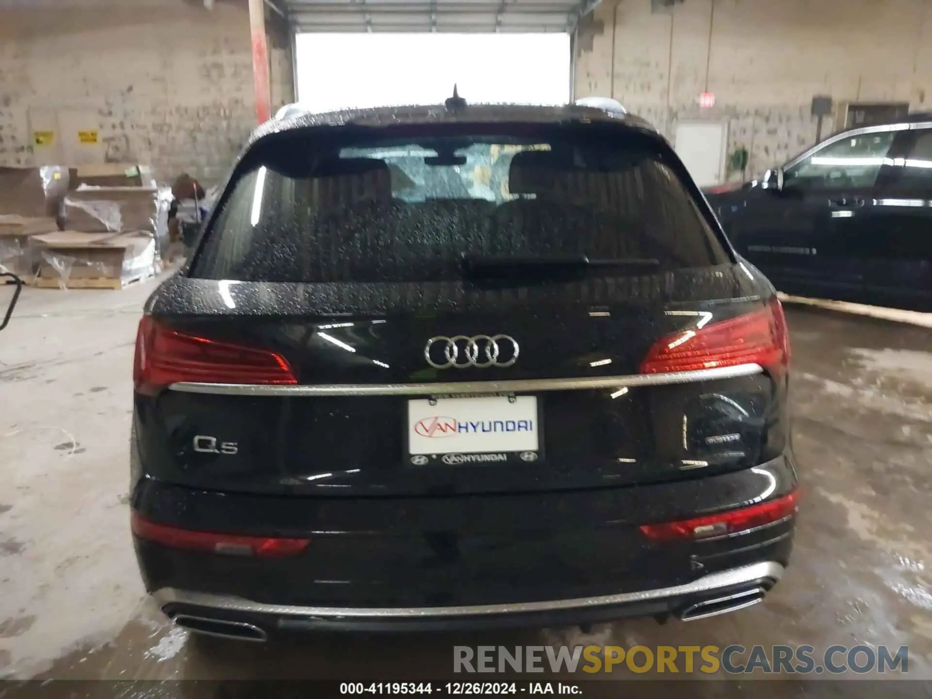 16 fotografías del automóvil dañado WA1EAAFY2N2122127 AUDI Q5 2022