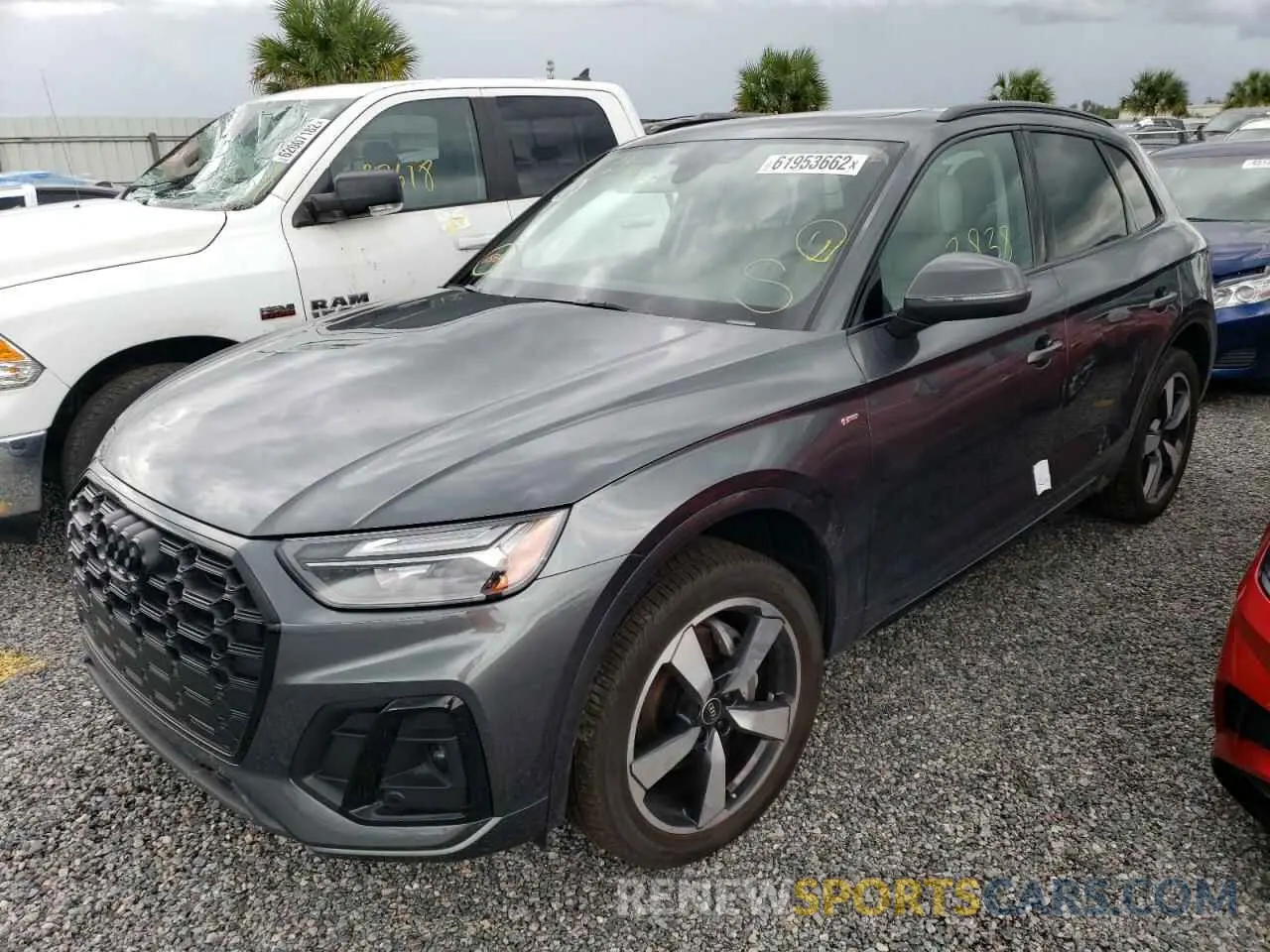 2 fotografías del automóvil dañado WA1EAAFY3N2049415 AUDI Q5 2022