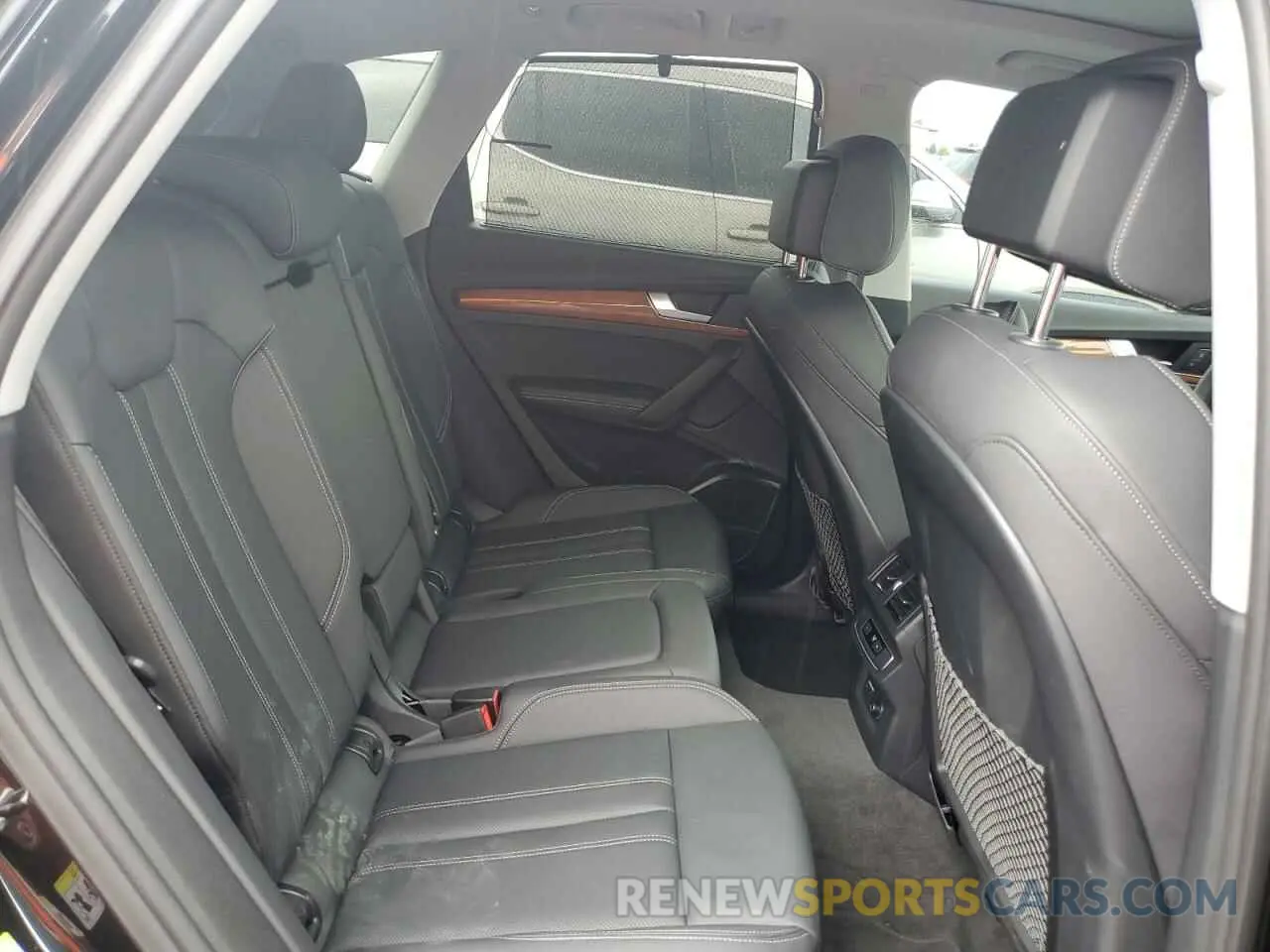 11 fotografías del automóvil dañado WA1EAAFY3N2060771 AUDI Q5 2022