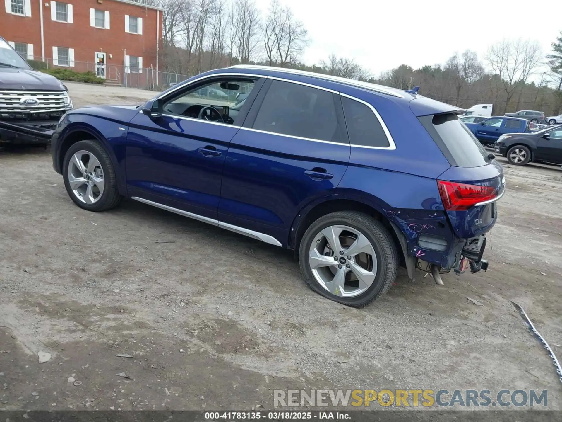 3 fotografías del automóvil dañado WA1EAAFY3N2099747 AUDI Q5 2022