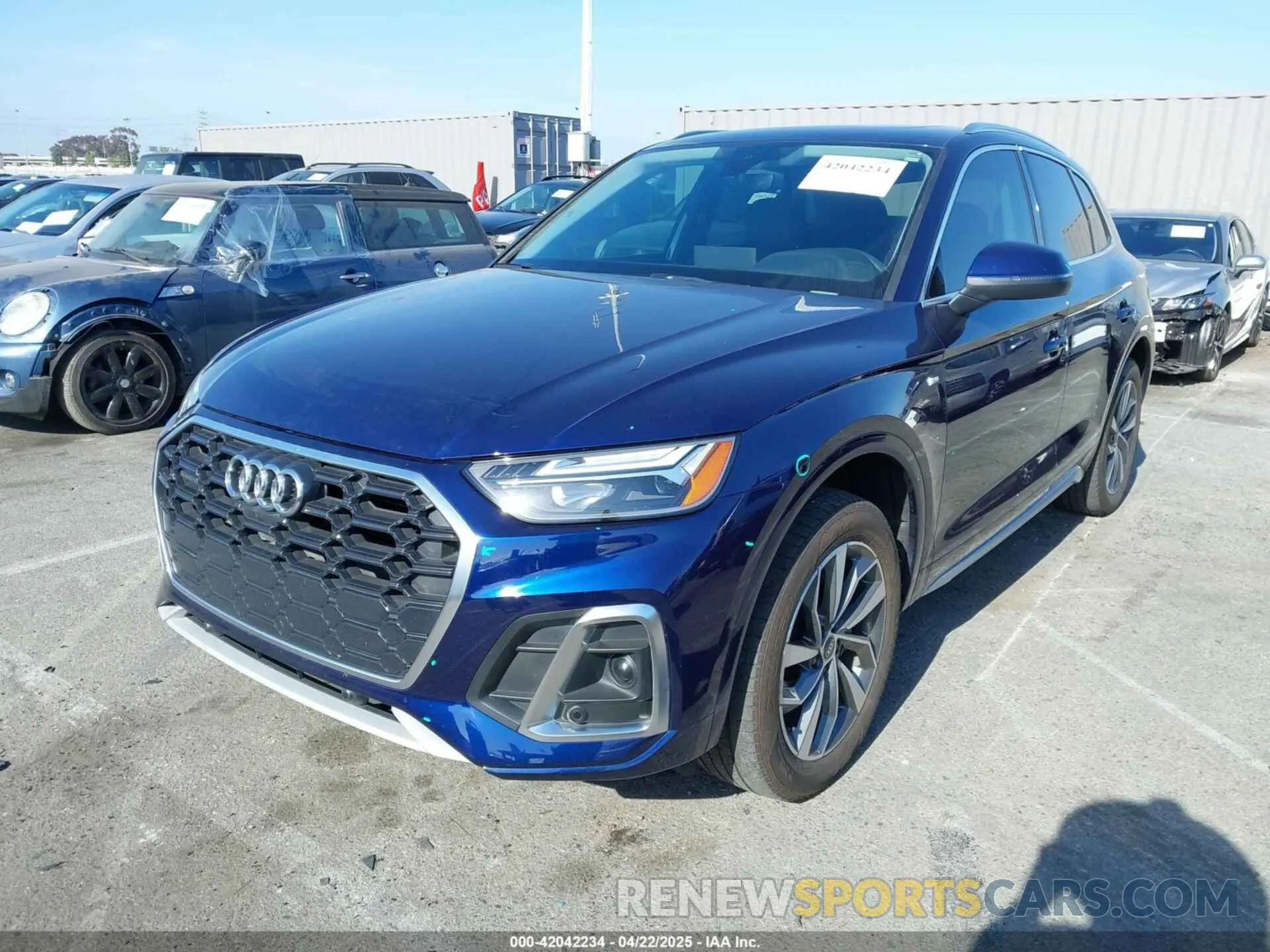2 fotografías del automóvil dañado WA1EAAFY3N2118376 AUDI Q5 2022