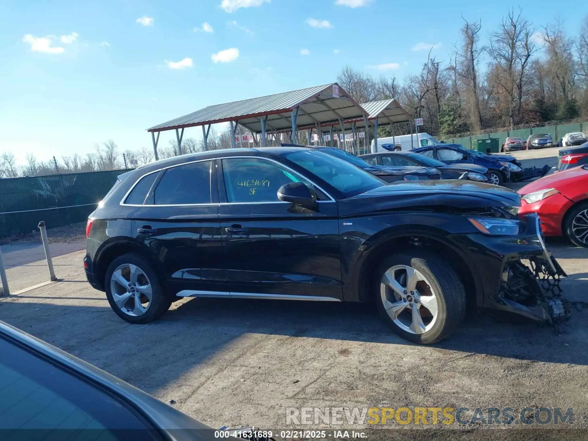 14 fotografías del automóvil dañado WA1EAAFY4N2139947 AUDI Q5 2022