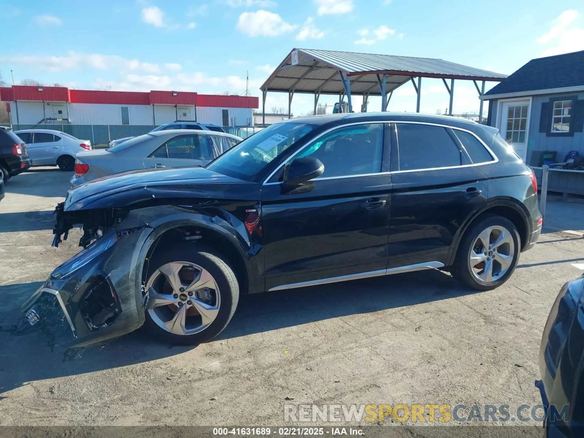 15 fotografías del automóvil dañado WA1EAAFY4N2139947 AUDI Q5 2022