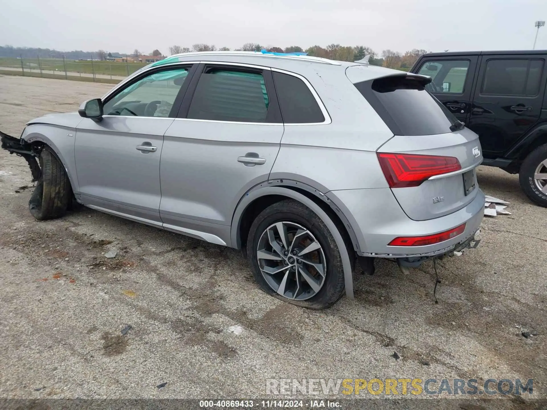 3 fotografías del automóvil dañado WA1EAAFY5N2058178 AUDI Q5 2022